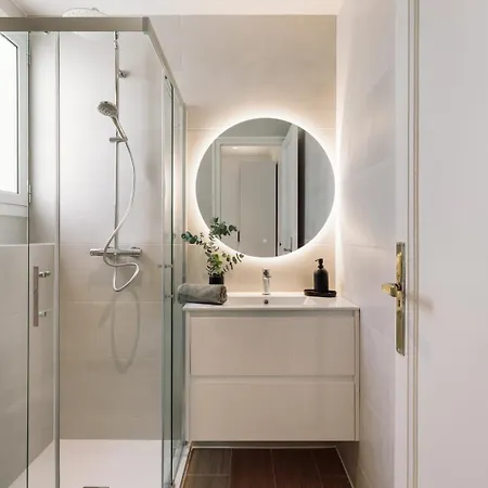 Daire Solea - 3 Bedrooms And Balcony In Eixample Dreta *